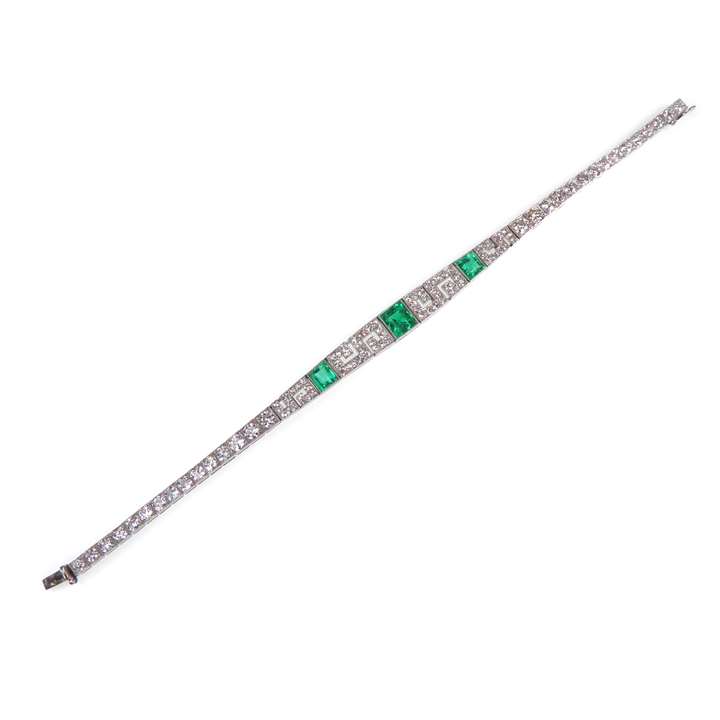 Emerald and diamond tapering bracelet